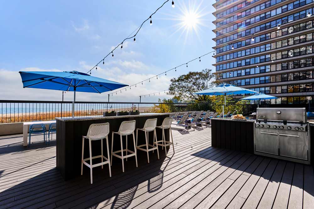 Surfside Apartments Amenity Terrace Chicago Lakefront Design Construction